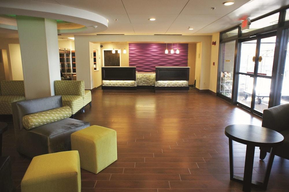 La Quinta By Wyndham Springfield Hotel Kültér fotó